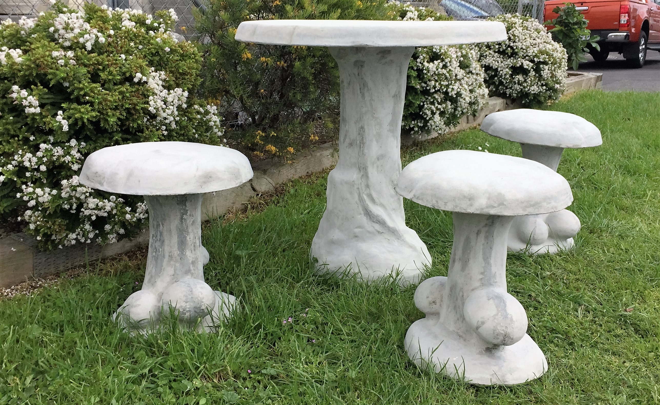Mushroom Seat